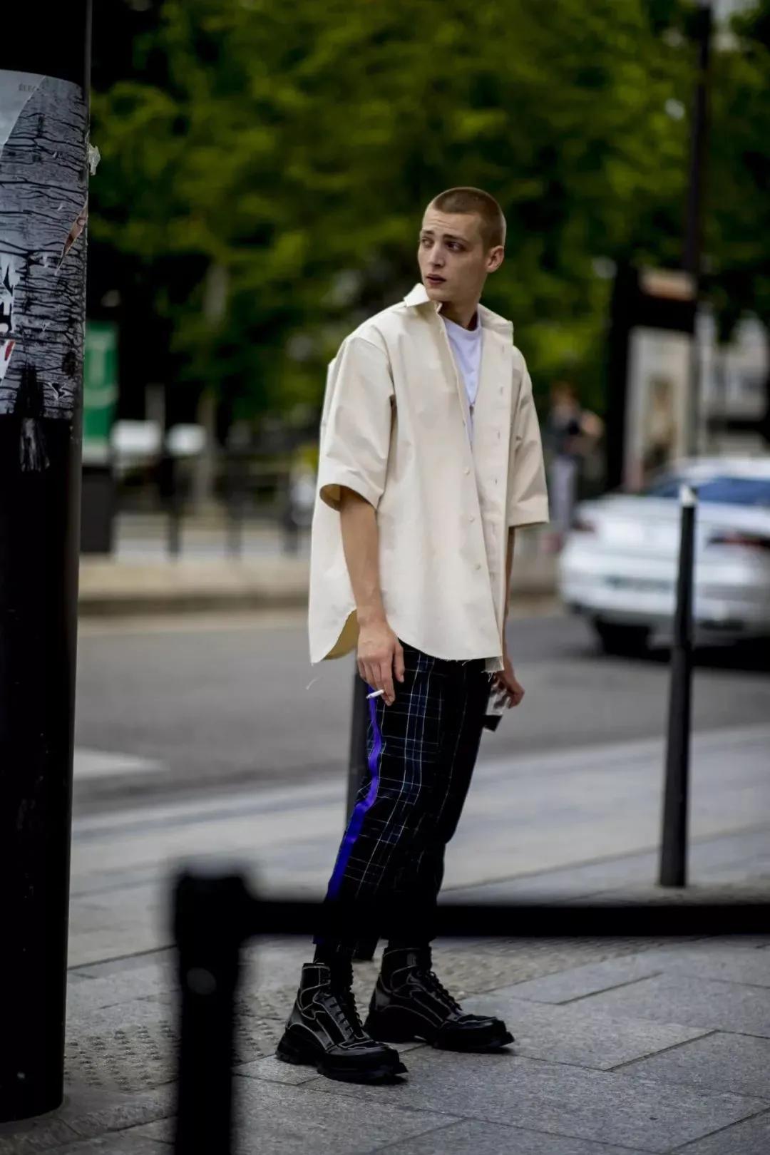 白衬衫是不是男人穿都好看,能把白衬衫穿得好看的男人