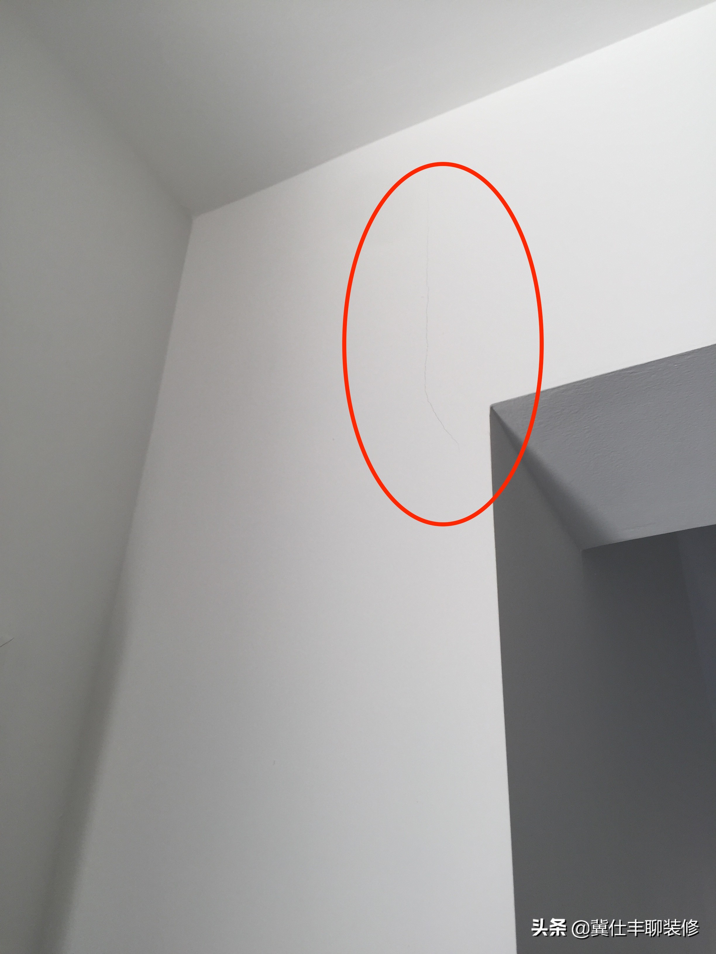 铲墙皮铲到白色的铲不掉怎么办,新房装修铲墙皮怎么区别铲不铲