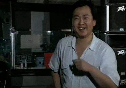 光头郭冬临被网友PS了头发，结果发现神似林俊杰，还上了微博热搜