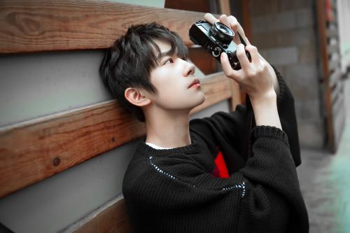 易烊千玺中戏表演,易烊千玺回应中戏经历了什么