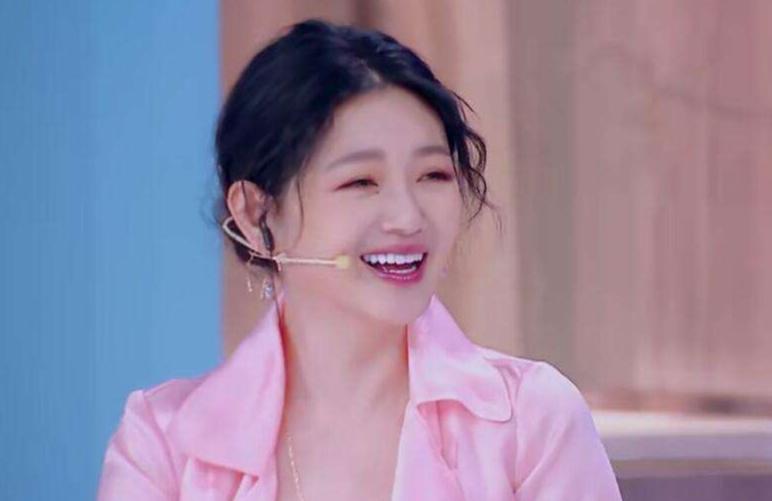 大s的脸型是怎么由宽变窄的,大s脸型适合高鼻梁吗