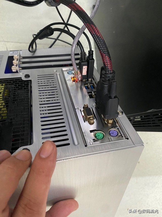 这显卡也能算独一档？朋友被坑也怨不得别人，难怪老板不搭理他