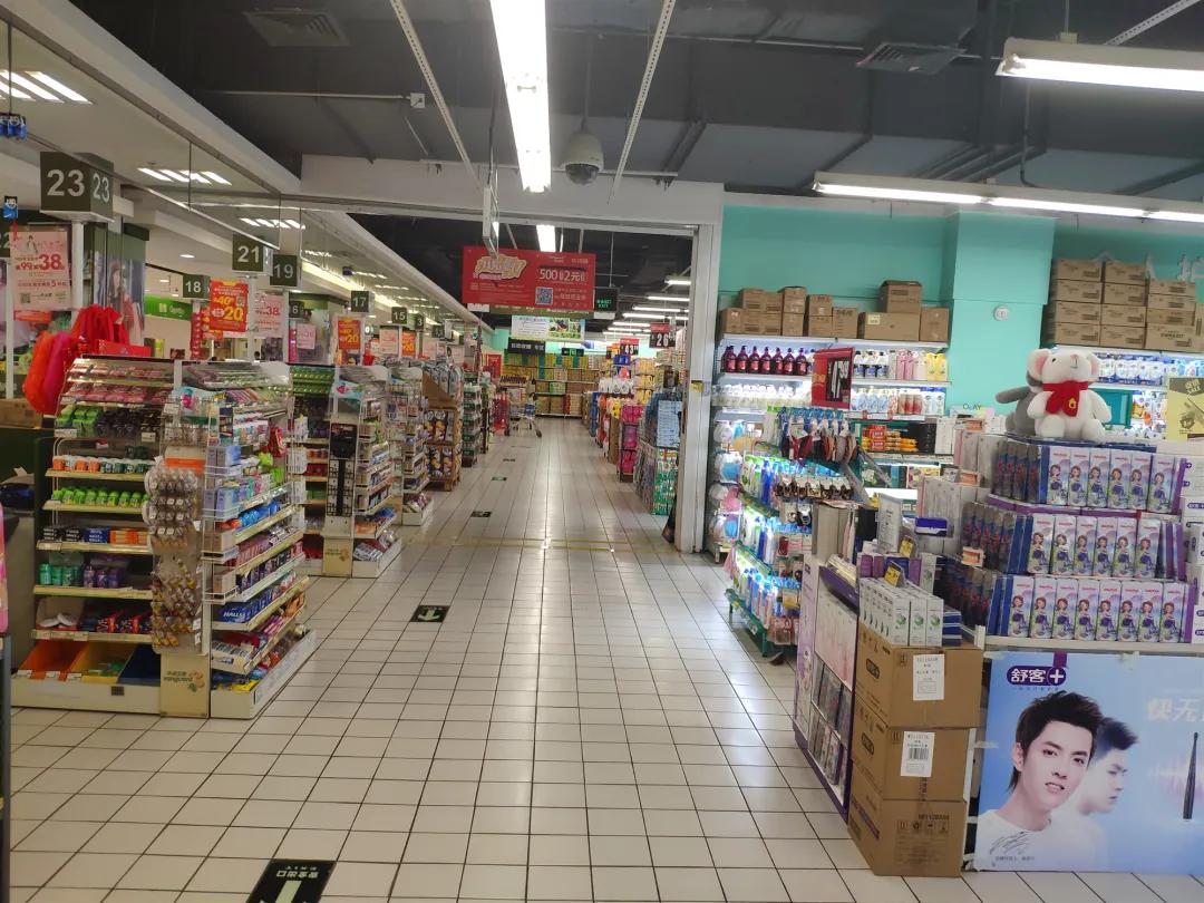 小编探万博|走近战“疫”下的万博百态