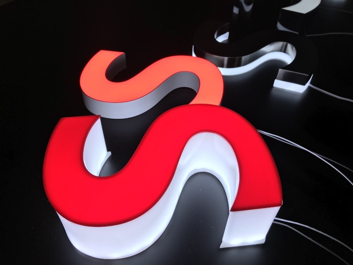 50年无法超越的发光字,100个发光字体