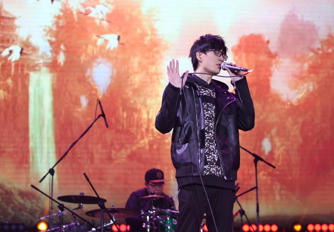 许嵩为什么一直火的那么稳,如今许嵩在乐坛的地位