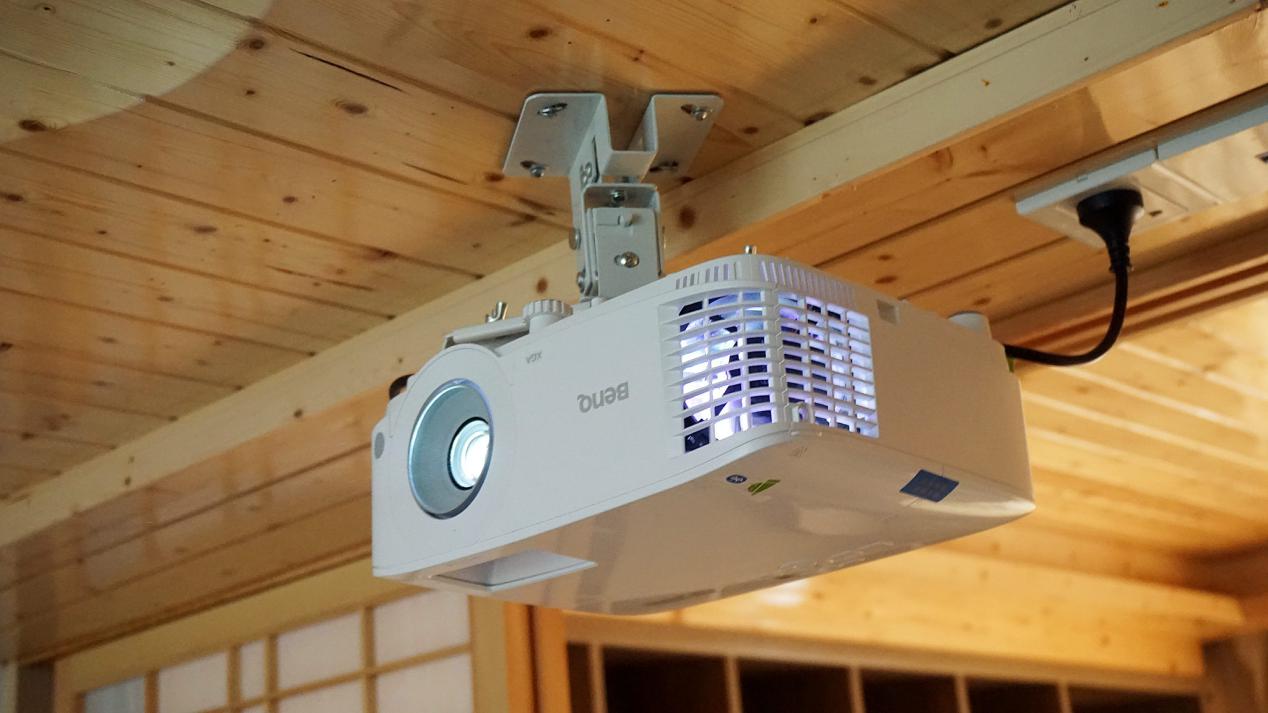 明基e520投影仪分辨率,明基智能投影仪e530深度体验