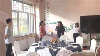 当好桥梁纽带凝聚发展合力——内蒙古自治区文化和旅游厅开展旅*行游**业校企对接开通学生实习绿色通道