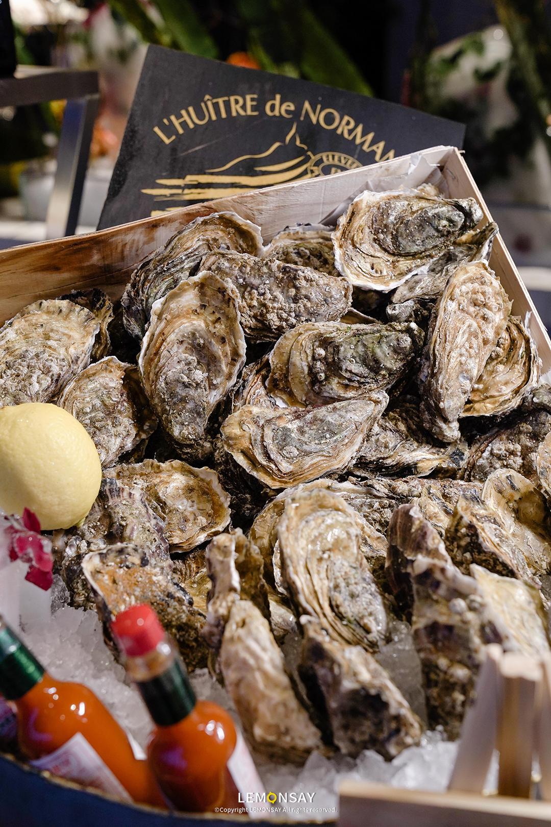 深圳海边观景酒店,深圳高层酒店窗外夜景