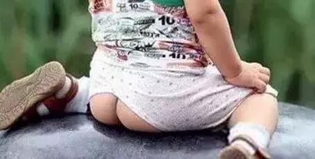 这种裤子不安全，你还在给宝宝穿？