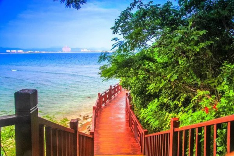 这里号称“中国马尔代夫”，连冯小刚也来取景，好吃好玩还不贵