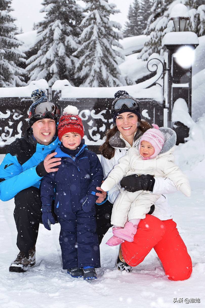 我是夏洛特公主，6岁啦，看了我出生到现在的点滴，过节要开心哦