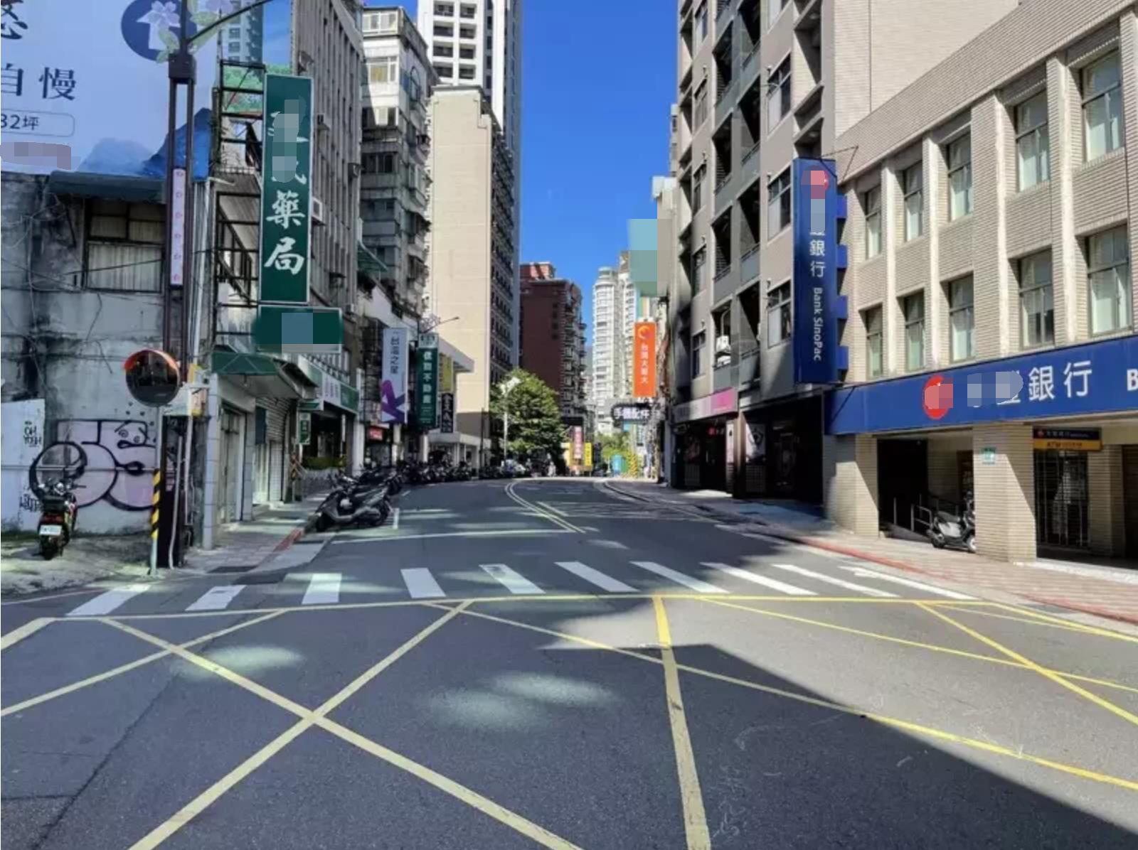 五月天阿信大摆锤事件,五月天阿信深夜发长文报平安