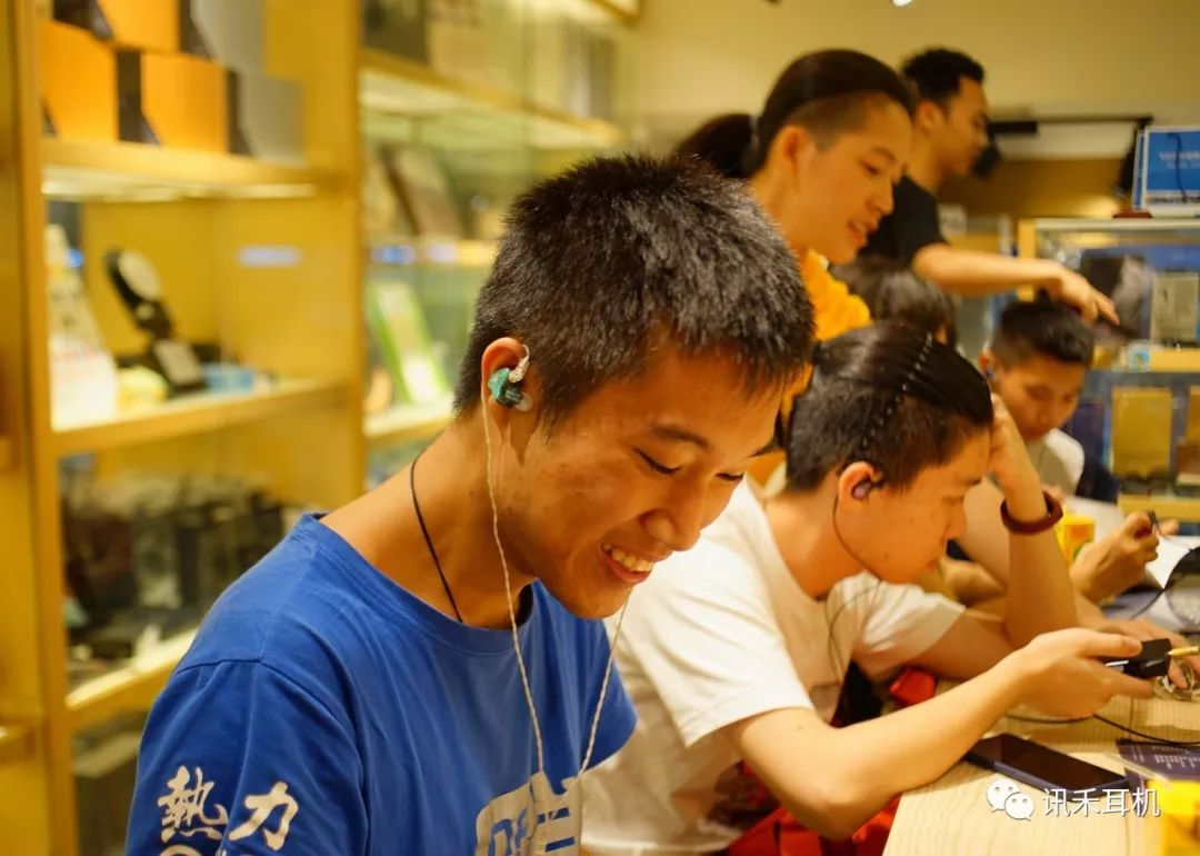 qdc耳机天王星游戏,qdc圈铁耳机