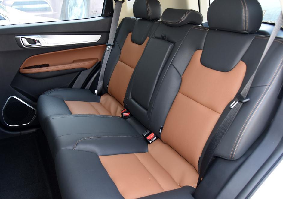 国产吉利远景都有什么缺点和优点,吉利远景19款讲解车型