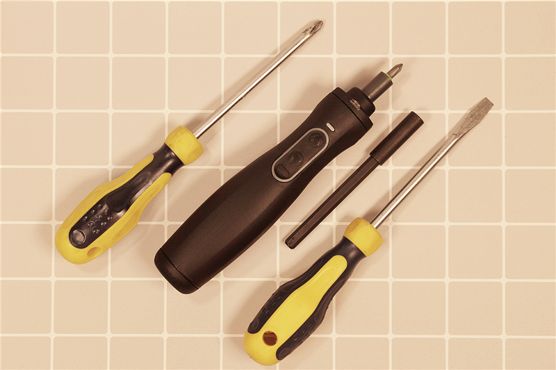 wiha扭力螺丝刀,wiha电动螺丝刀一代和二代