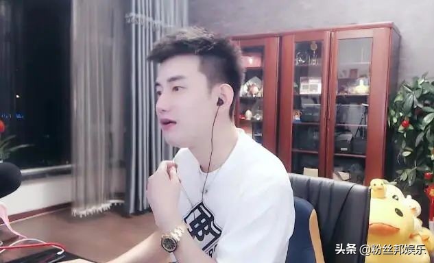 舞帝于利怎么来快手直播了,舞帝老利为什么不在yy直播了