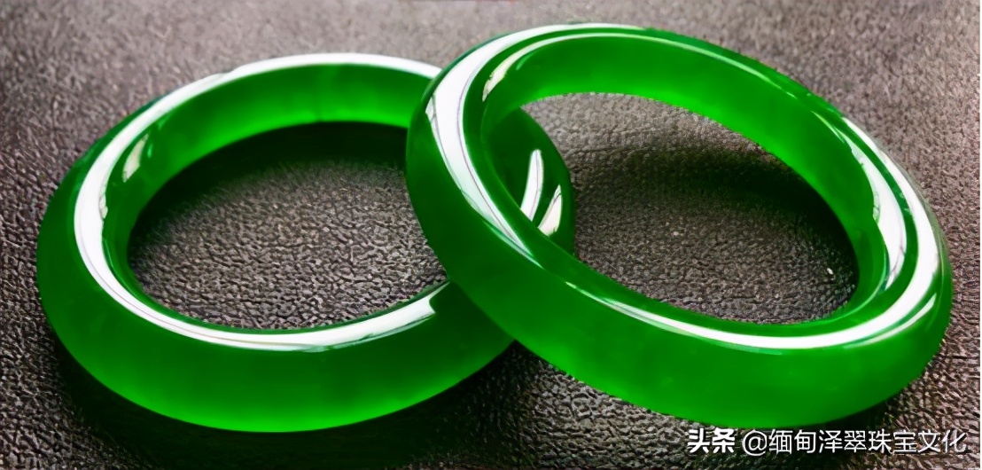 翡翠颜色的细节分类详解,翡翠帝王绿玉髓图片大全