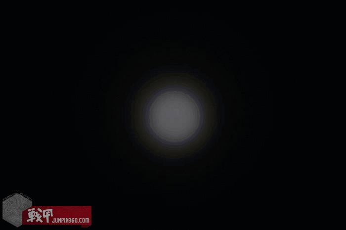 fenix菲尼克斯pd36rv2.0,fenix手电pd40r与pd36r哪个好