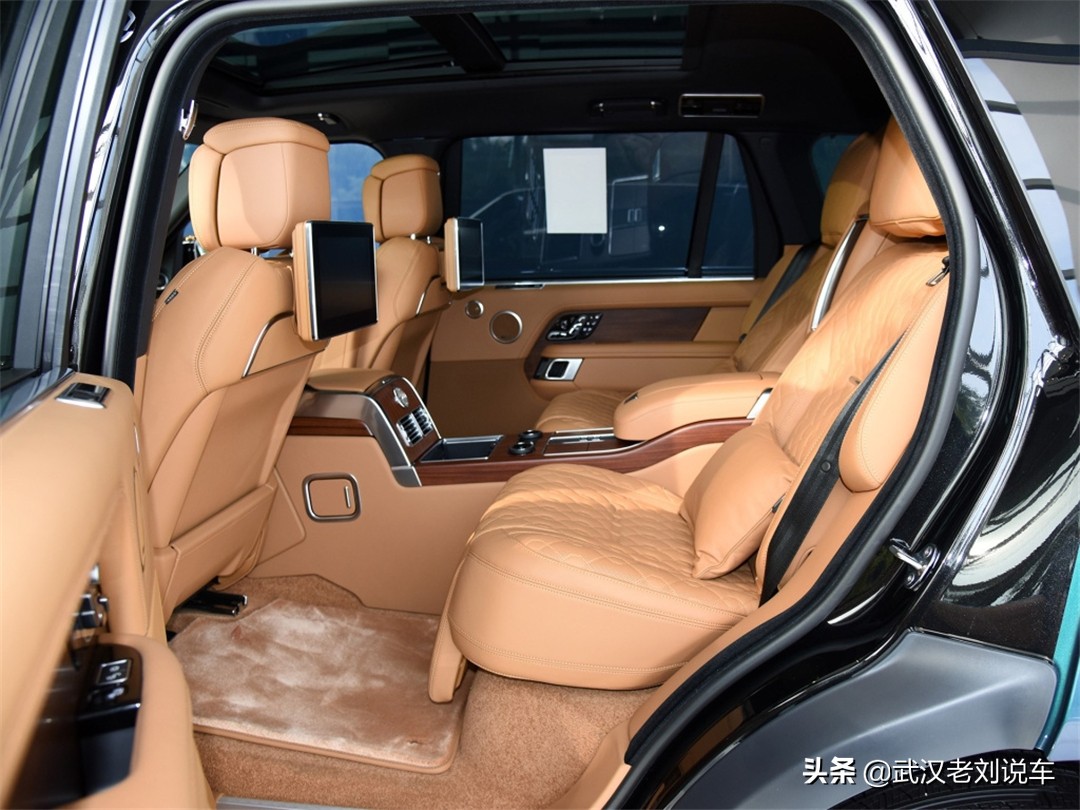 宾利添越路虎揽胜行政版选哪个,路虎揽胜2020款双拼色5.0典藏版