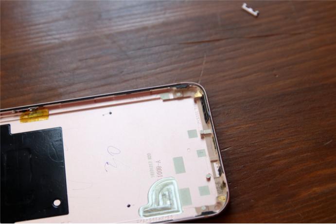 vivo旧旗舰电源键出问题，只需10元成本修复，不用换成iPhone11