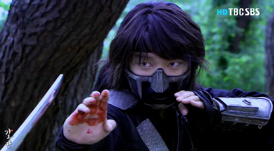 首播飙到9.0，明明可以靠脸吃饭的李准基，一上来就让人后背发凉