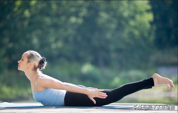 躺下腰痛时骶髂关节痛怎么处理,腰痛屁股痛脚痛是不是肾虚引起的