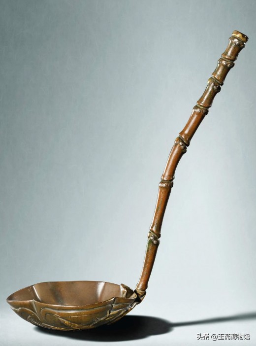 小小的汤勺，可以换一套房，最高拍卖价竟然高达207万