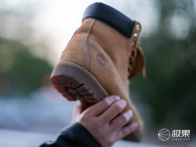 踢不烂大黄蜂2,踢不烂的大黄蜂