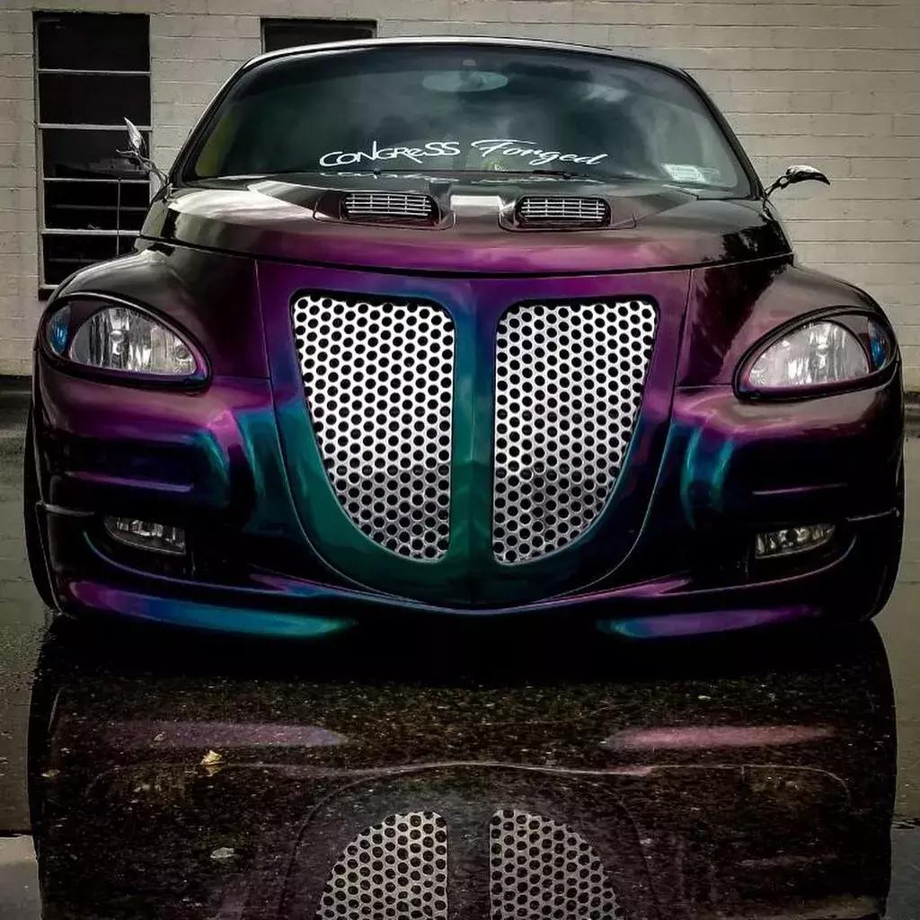 小众车型改装起来也疯狂，来看“外星来客”克莱斯勒PT漫步者改装