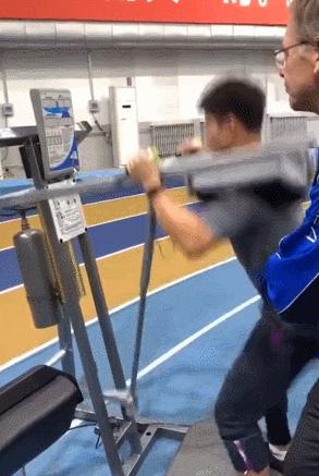 9.98秒，苏炳添打破亚洲百米赛纪录，创造黄种人的神话，一战封神