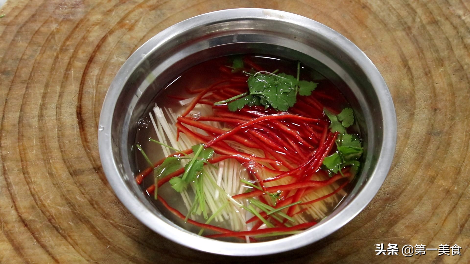 家庭清蒸鲈鱼蒸多长时间最合适,清蒸鲈鱼蒸多长时间比较好