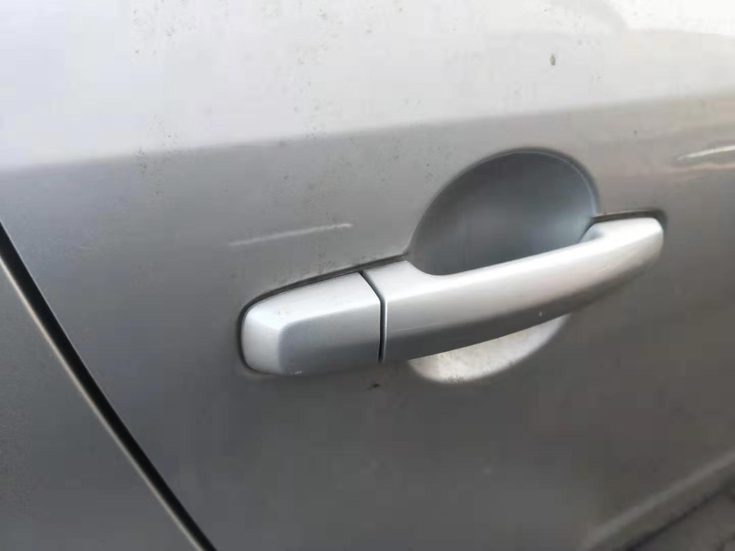 2万天语sx4二手车,2万左右18款铃木天语sx4白色二手