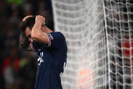 巴黎主帅谈梅西归队时间,阿根廷主帅看到梅西受伤