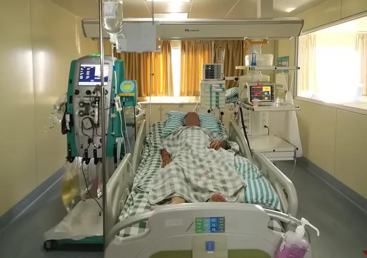 被毒虫咬伤进icu,被虫咬进icu