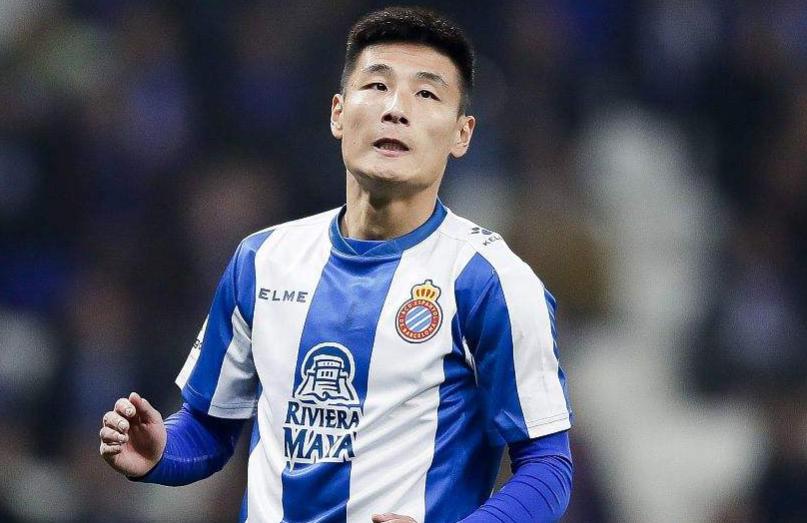 武磊最新球衣,武磊身披七号球衣