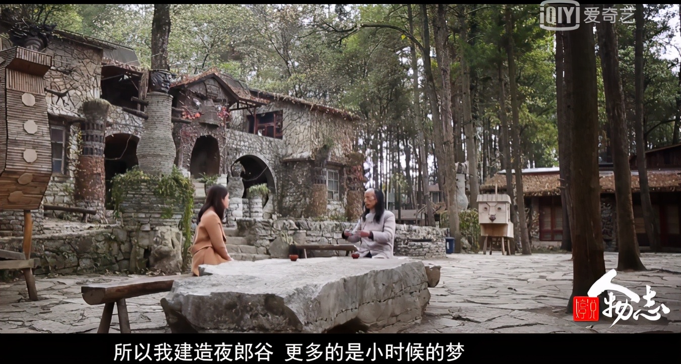 隐居山林建城堡,男子隐居沙漠25年打造自己的城堡