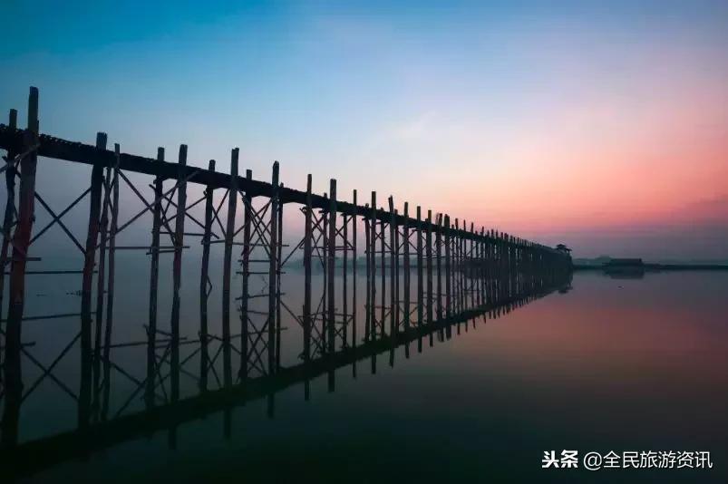 这个藏着绝美海滩和热气球的东南亚小国说走就走！