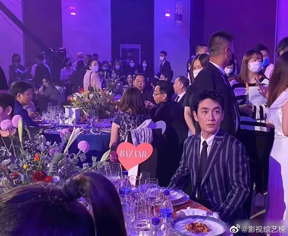 芭莎慈善夜:杨幂,宋茜,baby,陈伟霆,杨洋,朱一龙,周深