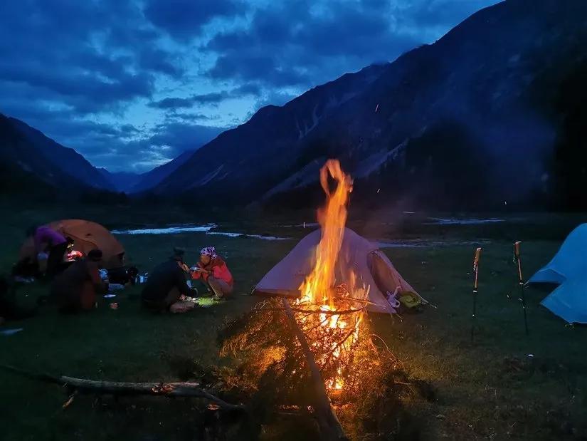 8月格聂c线,8月走格聂南线穿什么