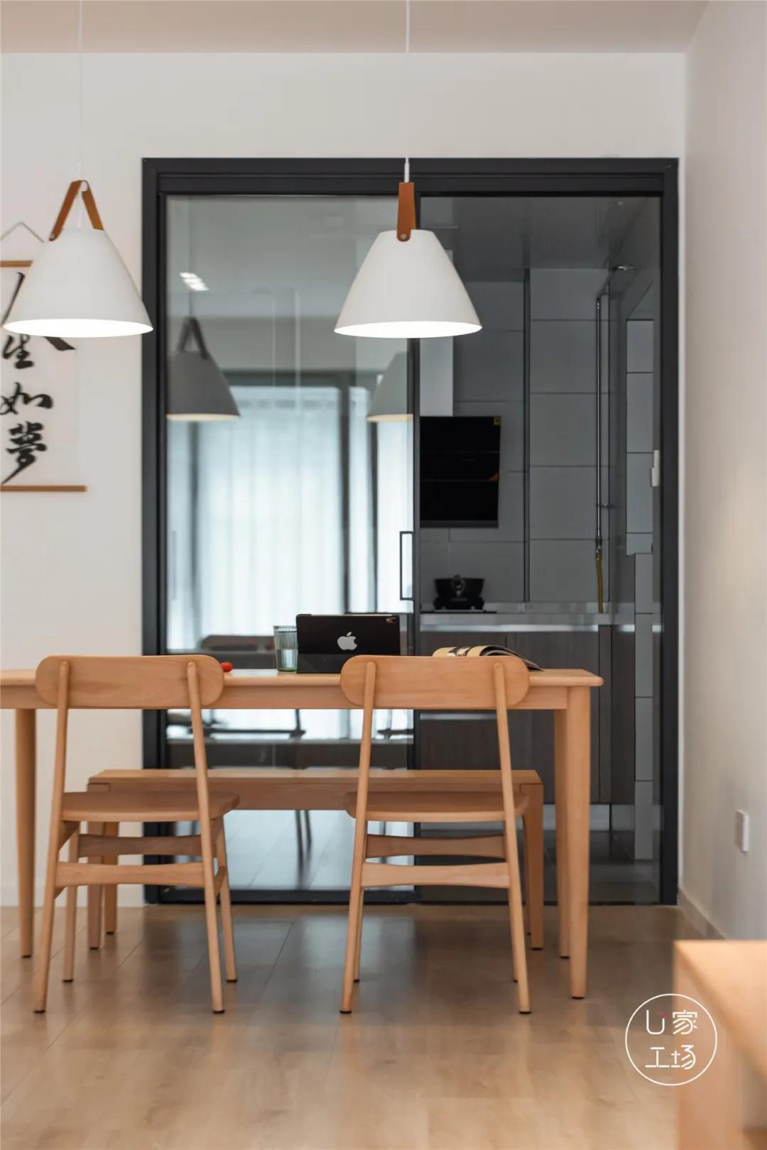 89㎡出租屋“变身”日式极简美宅,无主灯+藤编原木,玩出新花样