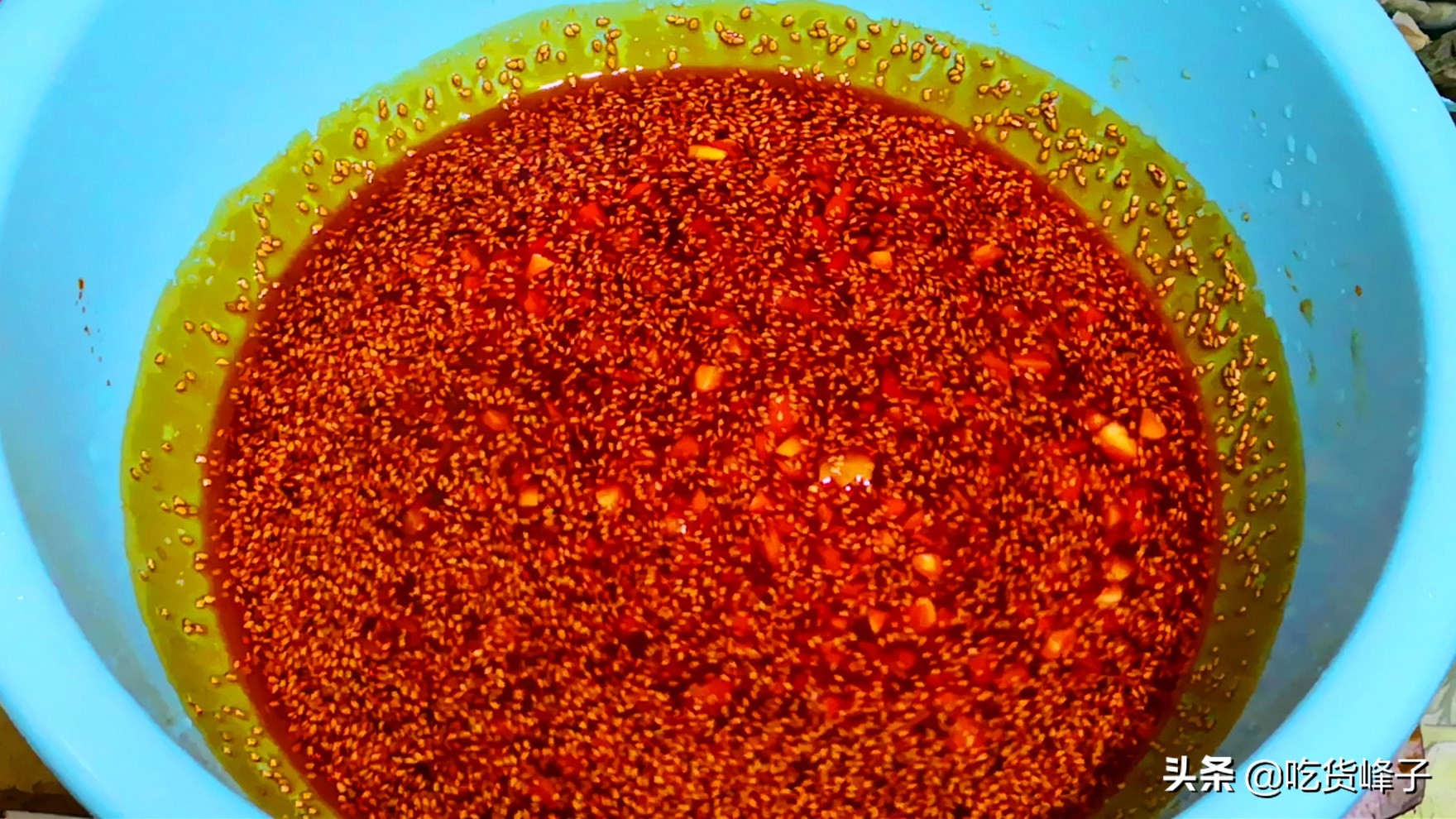 天冷鸡爪怎么做,这道菜做法简单但比肉都香