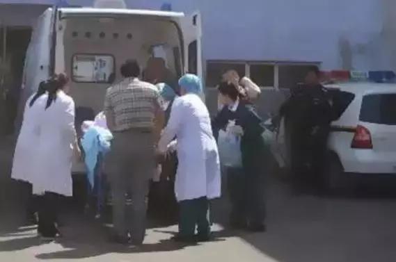 高三女生3个月只吃黄瓜！结果出大事了！妈妈哭死：怎么劝都不听