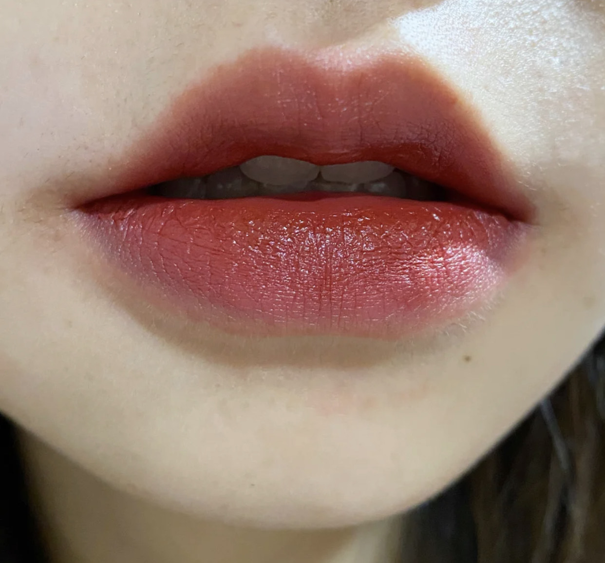 女人一辈子必备的5支口红,ysl416唇釉和阿玛尼405一样吗