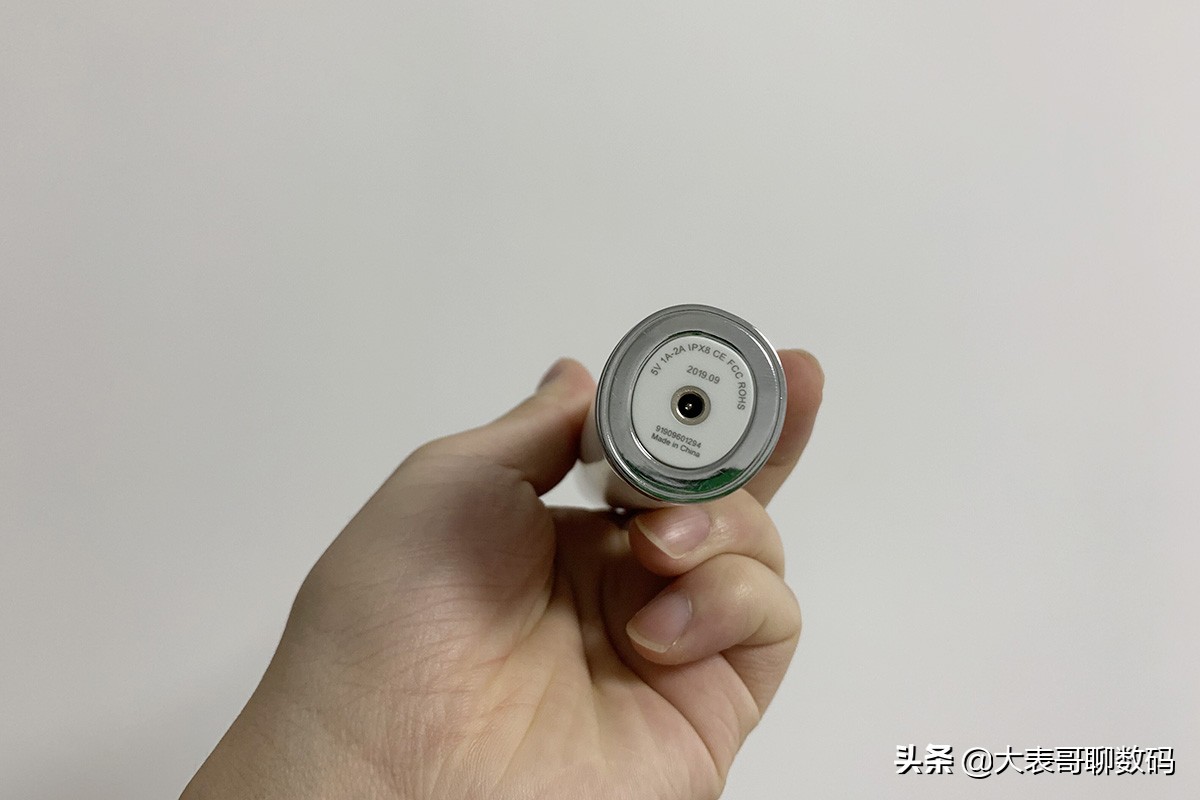 飞利浦宝藏机皇电动牙刷值得买吗,飞利浦电动牙刷2421值得购买吗