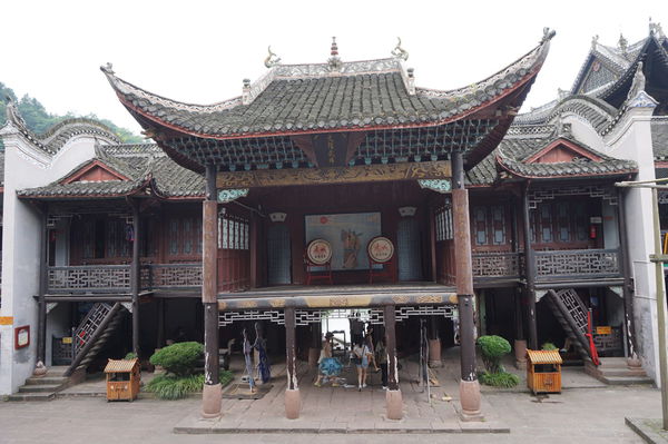 湖南美景凤凰古城,湖南凤凰古城的夜色迷人