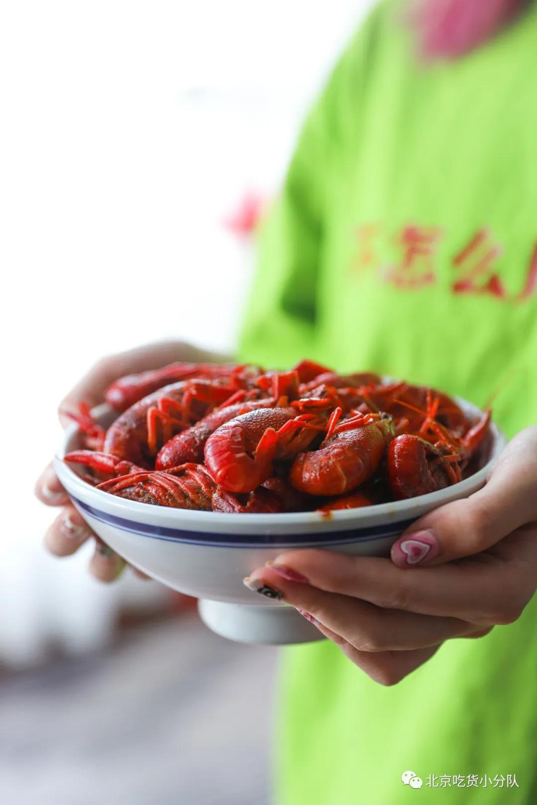 卖1百多亿的网红,卖一百多万商品的网红能赚多少钱