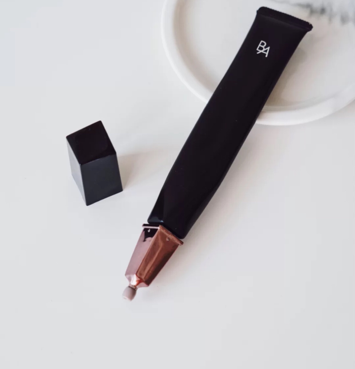 还在熬夜告别黑眼圈平价眼霜推荐,去黑眼圈的平价眼霜推荐