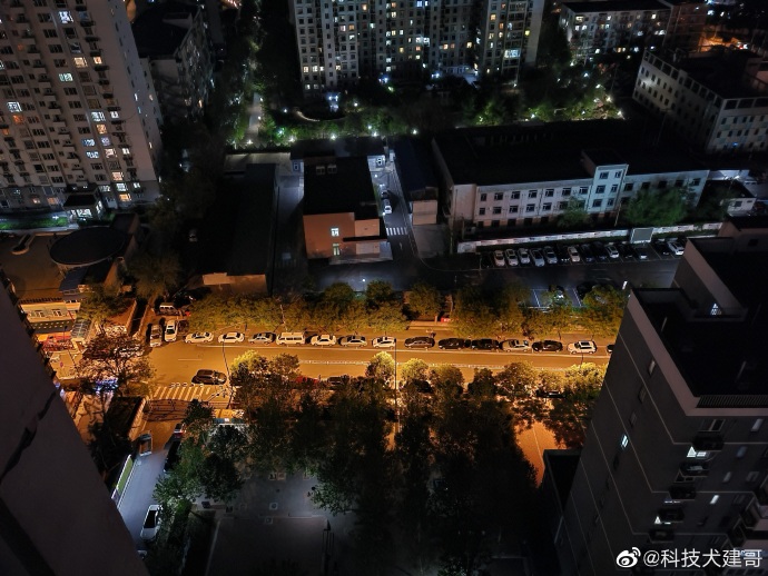 魅族17pro和三星note10+,三星s20和魅族17pro哪个好