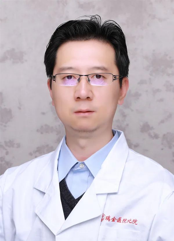 脖子上长了个鸡蛋大硬包是肿瘤吗,肿瘤患者脖子两边有包是怎么回事