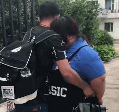 大姐gif搞笑图片,搞笑表情真人动图大全